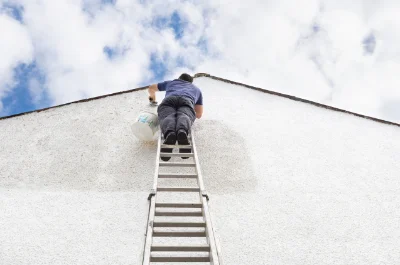 Peinture extérieure à Savignac-de-l'Isle — façades et ravalement